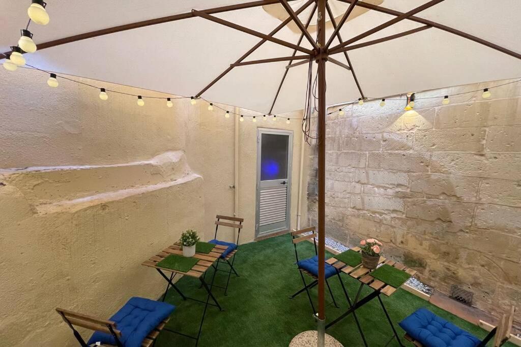 2 Bed Apt In Heart Of St Julians - 5Min From Seafront Saint Julian's 외부 사진