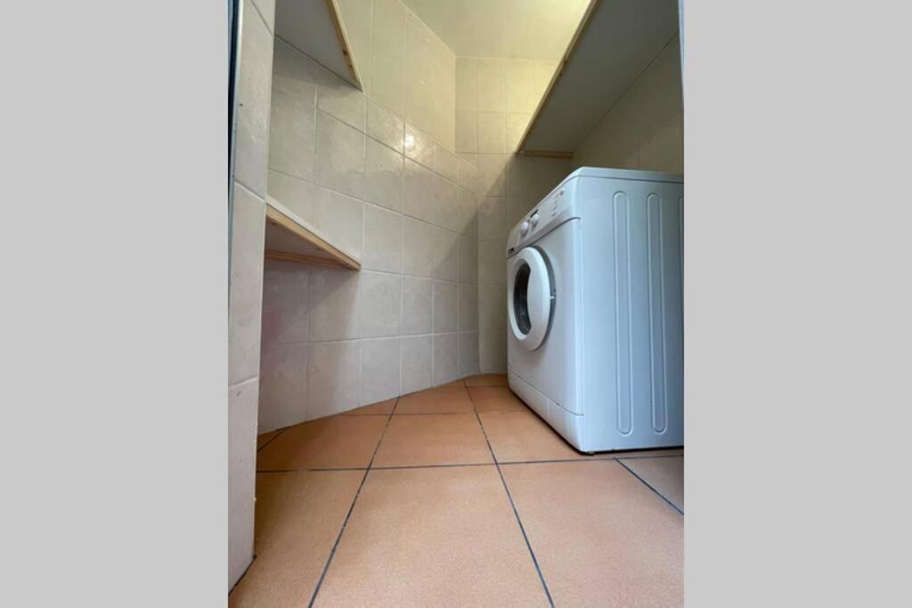 2 Bed Apt In Heart Of St Julians - 5Min From Seafront Saint Julian's 외부 사진